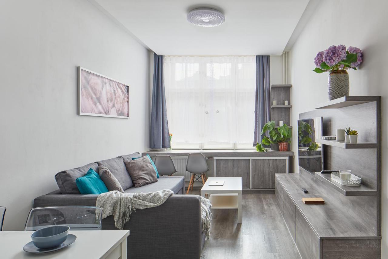 Minimalist Apartment On Wenceslas Square By Prague Days ภายนอก รูปภาพ