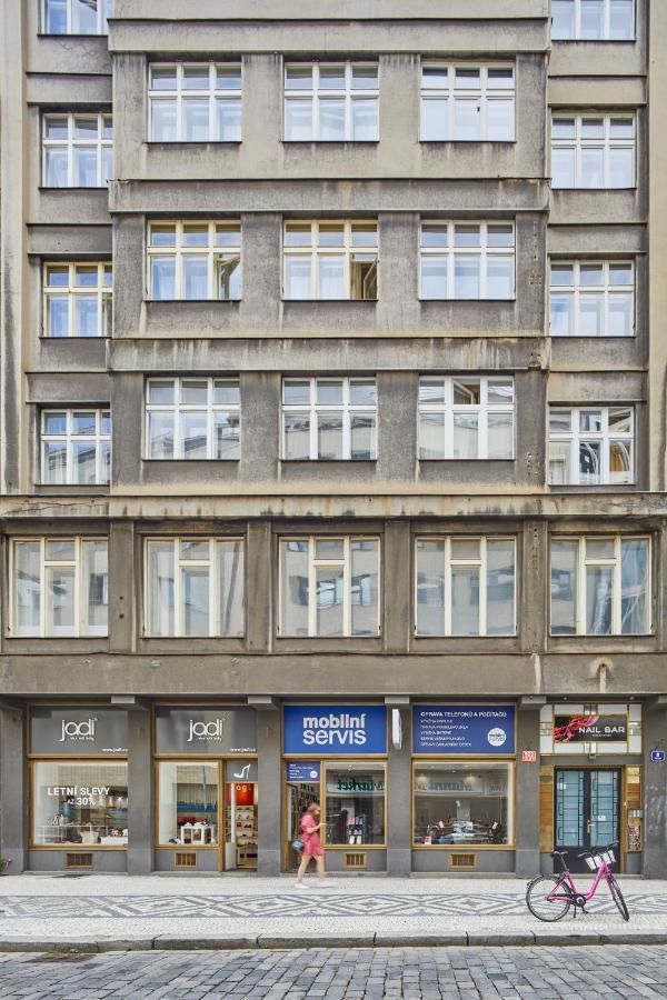 Minimalist Apartment On Wenceslas Square By Prague Days ภายนอก รูปภาพ